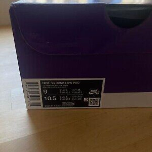 Nike SB Dunk Low Court Purple UK 8  Brand New In Box - Picture 4 of 4